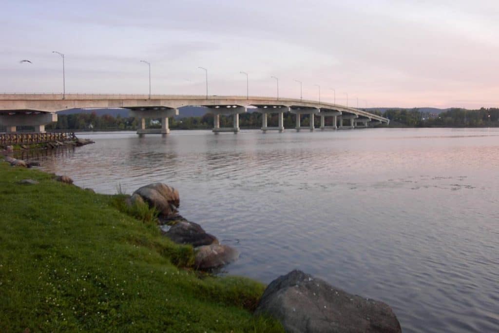 Image of Long-Sault Bridge Hawkesbury