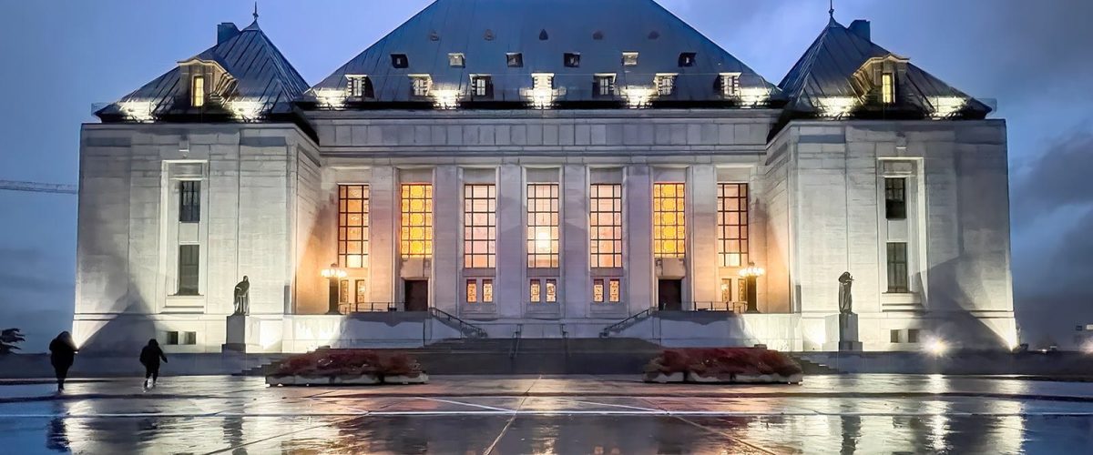 com_pho_supreme-court-building_gettyi-1433478467